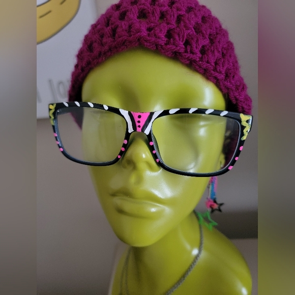 FREE Readers +1.00 [with any bundle] - Picture 2 of 2